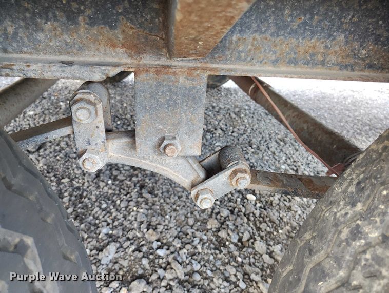 image for item ED0004 2000 Miller mobile office trailer