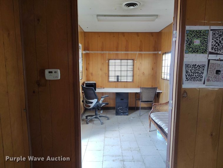 image for item ED0004 2000 Miller mobile office trailer