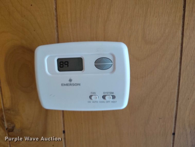 image for item ED0004 2000 Miller mobile office trailer