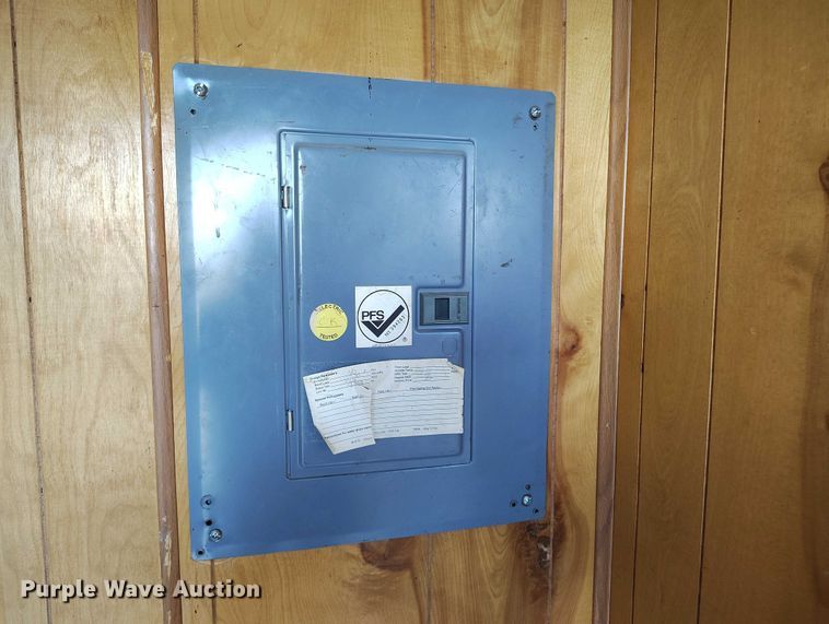 image for item ED0004 2000 Miller mobile office trailer