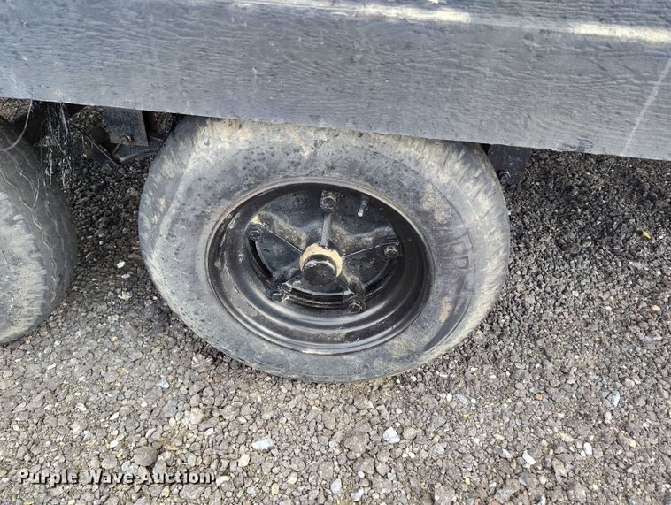 image for item ED0004 2000 Miller mobile office trailer