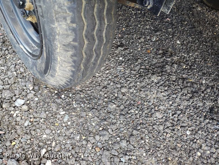 image for item ED0004 2000 Miller mobile office trailer