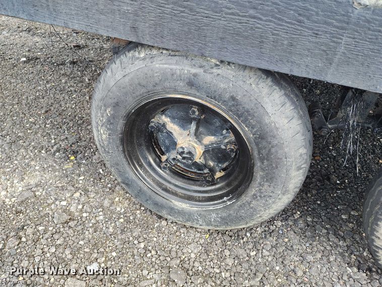 image for item ED0004 2000 Miller mobile office trailer