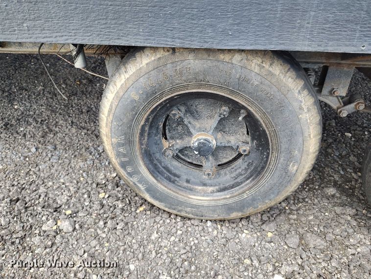 image for item ED0004 2000 Miller mobile office trailer