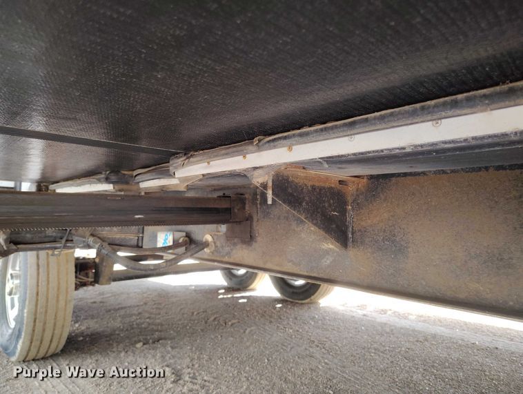 image for item ED0013 2006 HitchHiker II LS camper