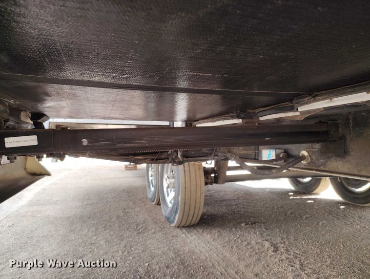 image for item ED0013 2006 HitchHiker II LS camper