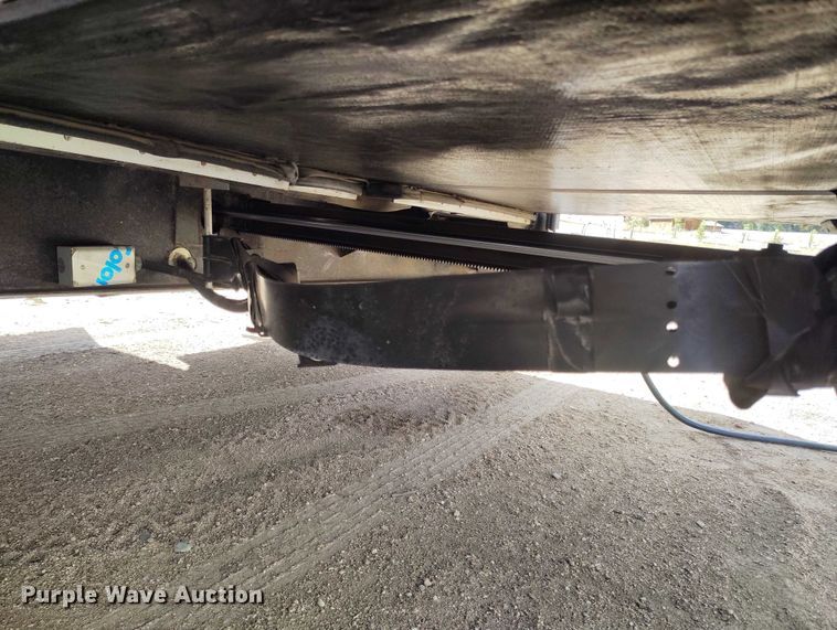 image for item ED0013 2006 HitchHiker II LS camper