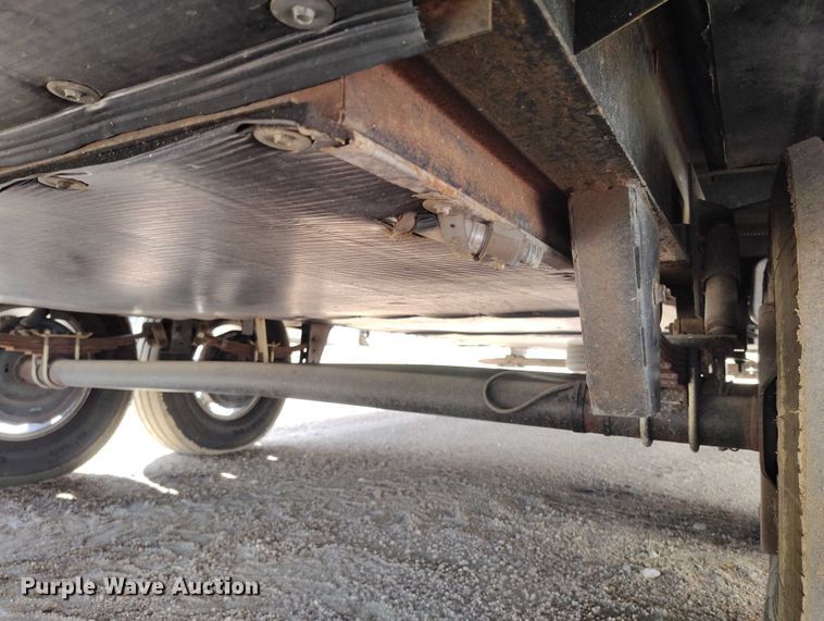 image for item ED0013 2006 HitchHiker II LS camper