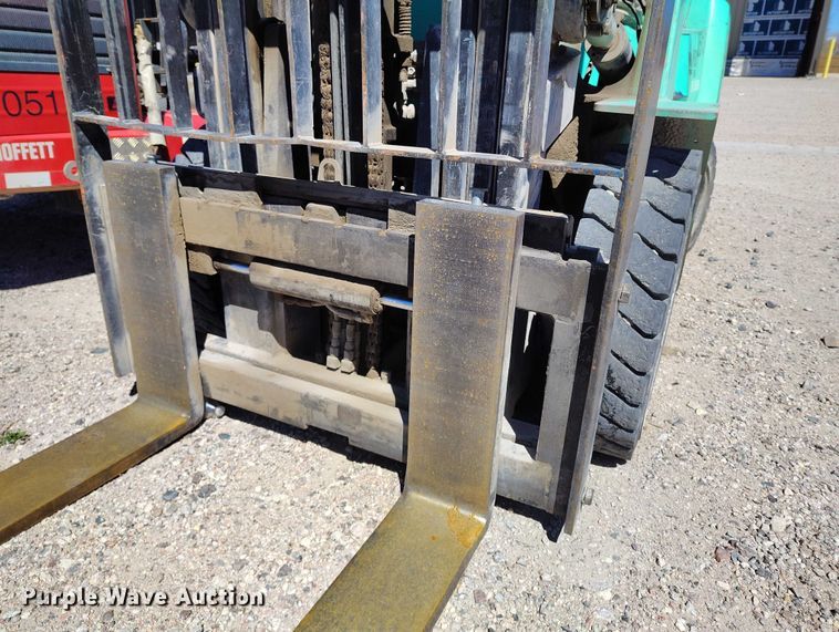 image for item ED0014 Mitsubishi FG40K1 forklift