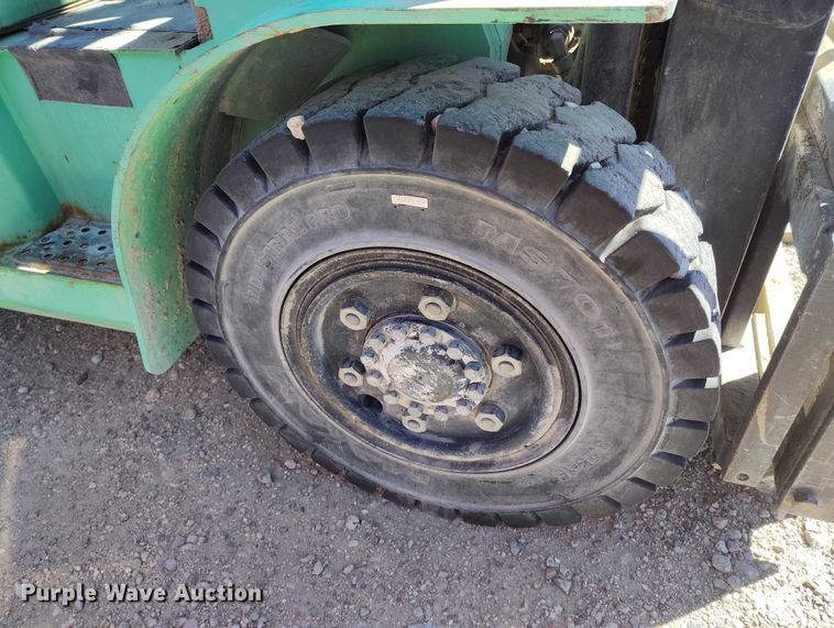 image for item ED0014 Mitsubishi FG40K1 forklift