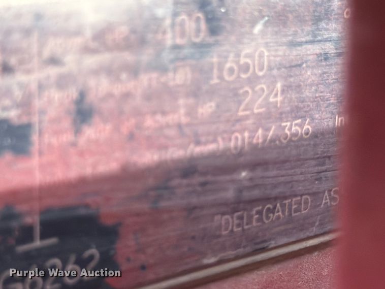 image for item ED5132 2014 Peterbilt 365 roll-off container truck