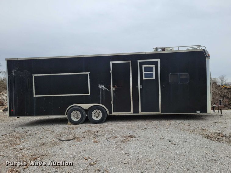 image for item EE0923 1998 United Express Line Inc enclosed cargo trailer