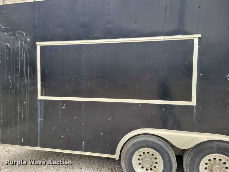 image for item EE0923 1998 United Express Line Inc enclosed cargo trailer
