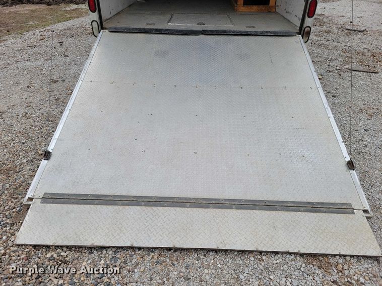 image for item EE0923 1998 United Express Line Inc enclosed cargo trailer