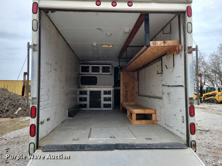 image for item EE0923 1998 United Express Line Inc enclosed cargo trailer