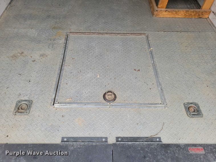 image for item EE0923 1998 United Express Line Inc enclosed cargo trailer