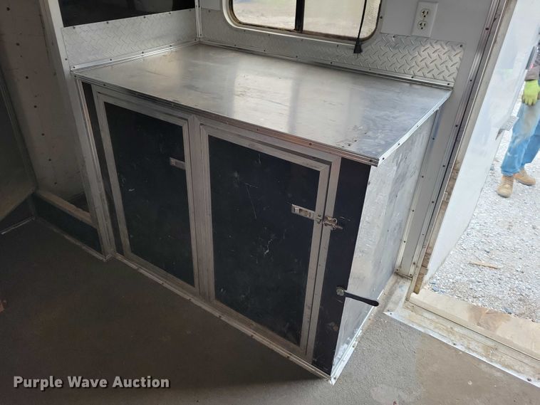 image for item EE0923 1998 United Express Line Inc enclosed cargo trailer