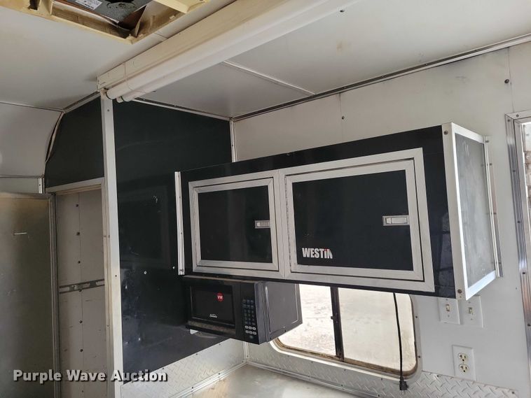 image for item EE0923 1998 United Express Line Inc enclosed cargo trailer