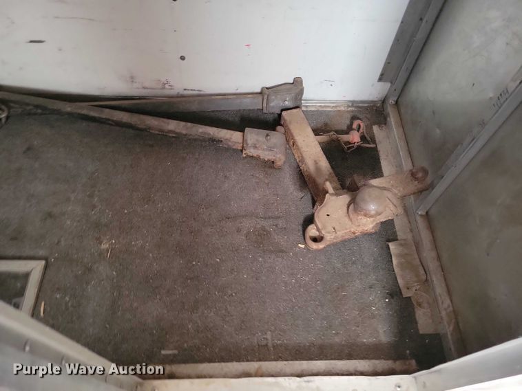 image for item EE0923 1998 United Express Line Inc enclosed cargo trailer