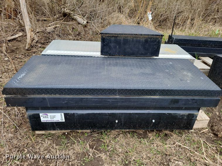 image for item EE0928 Automotive parts