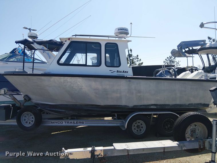 image for item EE5225 1992 SeaArk boat