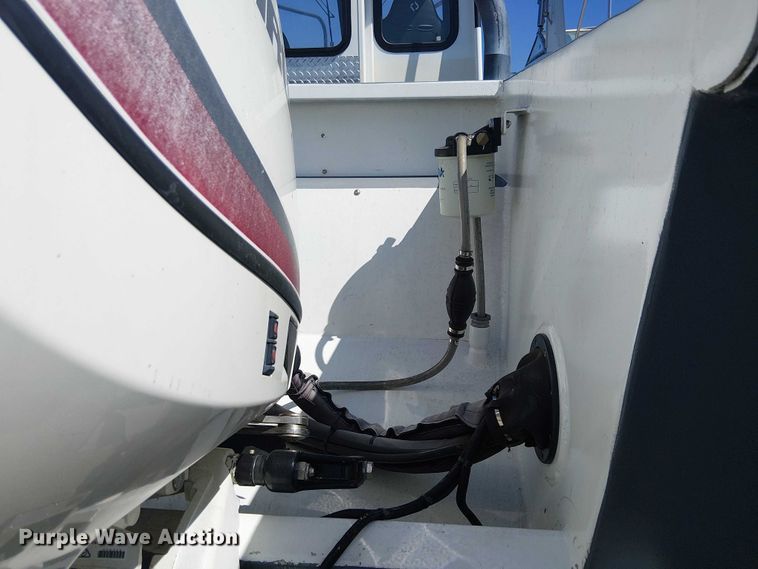 image for item EE5225 1992 SeaArk boat