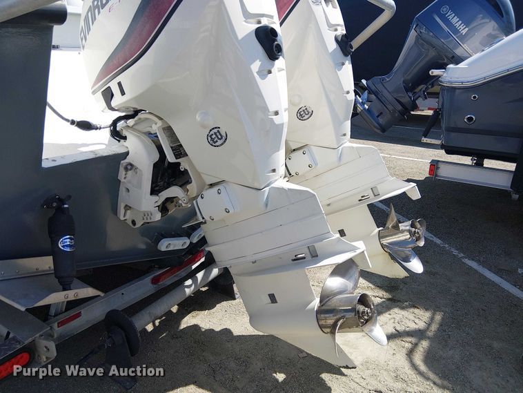 image for item EE5225 1992 SeaArk boat