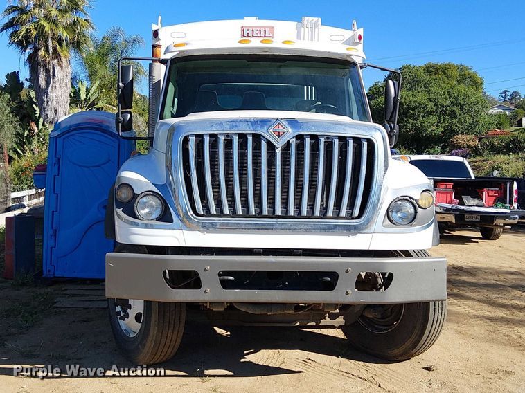 image for item EE5227 2012 International WorkStar 7600 refuse truck