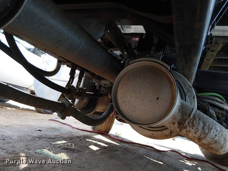 image for item EE5227 2012 International WorkStar 7600 refuse truck