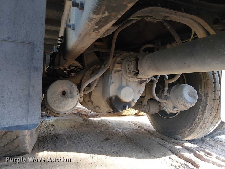 image for item EE5227 2012 International WorkStar 7600 refuse truck