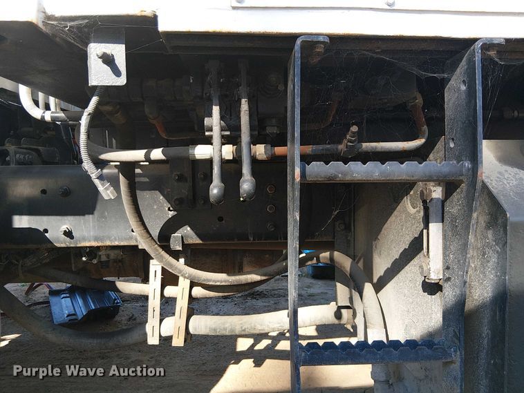 image for item EE5227 2012 International WorkStar 7600 refuse truck