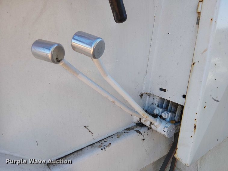 image for item EE5227 2012 International WorkStar 7600 refuse truck