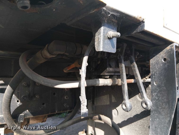 image for item EE5227 2012 International WorkStar 7600 refuse truck