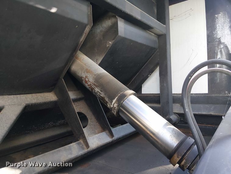 image for item EE5227 2012 International WorkStar 7600 refuse truck