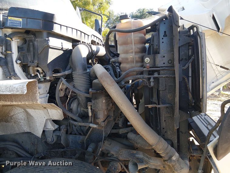 image for item EE5227 2012 International WorkStar 7600 refuse truck