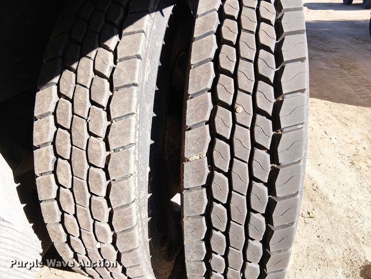 image for item EE5227 2012 International WorkStar 7600 refuse truck