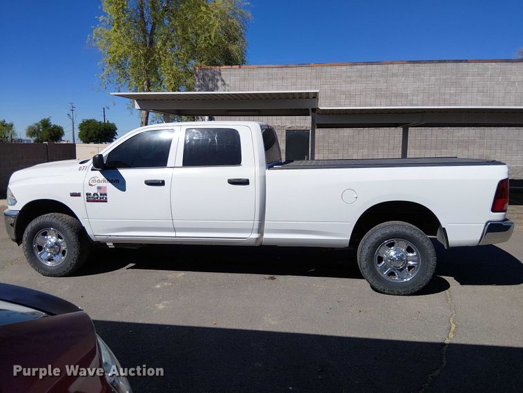 image for item EE5241 2018 RAM 2500 Crew Cab pickup truck