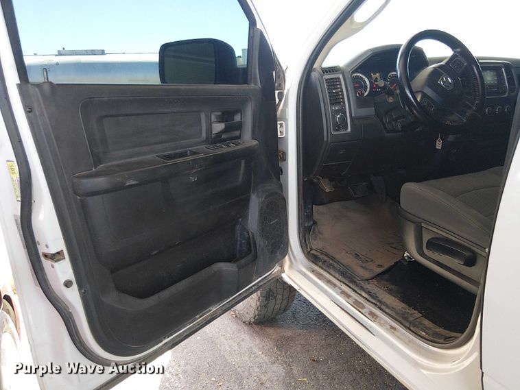 image for item EE5241 2018 RAM 2500 Crew Cab pickup truck