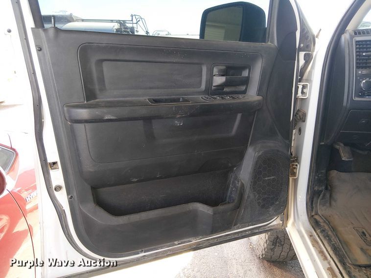 image for item EE5241 2018 RAM 2500 Crew Cab pickup truck