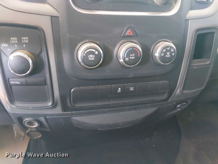 image for item EE5241 2018 RAM 2500 Crew Cab pickup truck