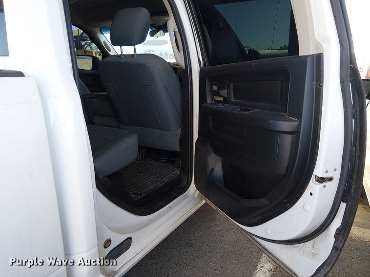 image for item EE5241 2018 RAM 2500 Crew Cab pickup truck