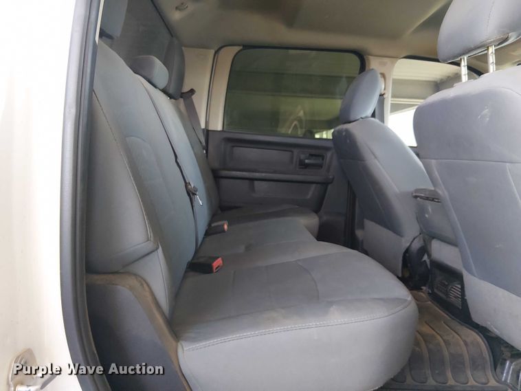 image for item EE5241 2018 RAM 2500 Crew Cab pickup truck