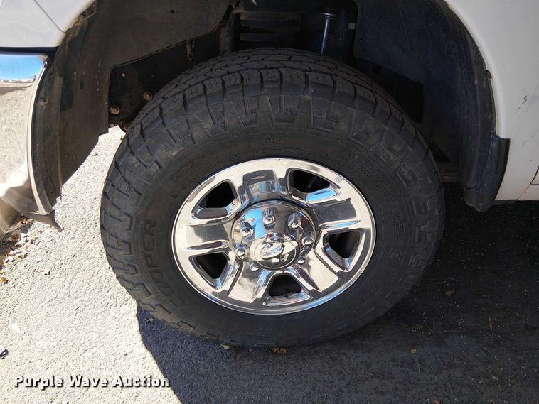 image for item EE5241 2018 RAM 2500 Crew Cab pickup truck