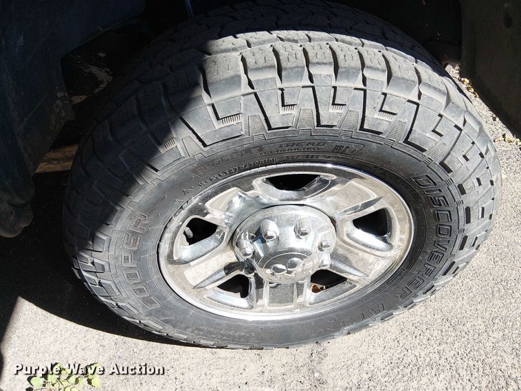 image for item EE5241 2018 RAM 2500 Crew Cab pickup truck