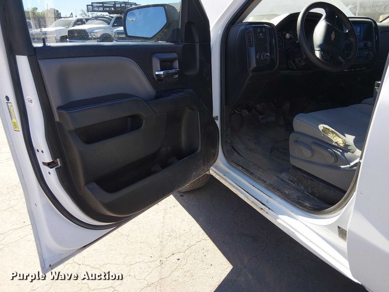 image for item EE5242 2015 Chevrolet Silverado 1500 Ext. Cab pickup truck