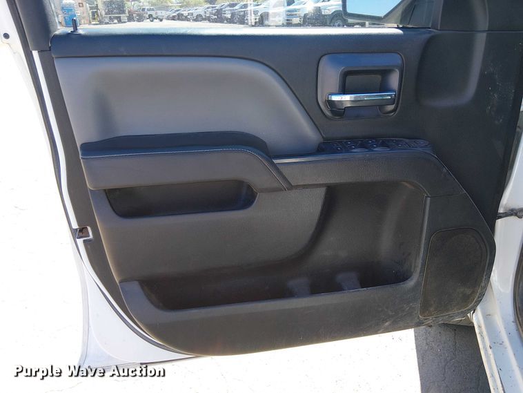 image for item EE5242 2015 Chevrolet Silverado 1500 Ext. Cab pickup truck