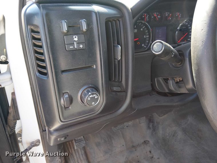 image for item EE5242 2015 Chevrolet Silverado 1500 Ext. Cab pickup truck