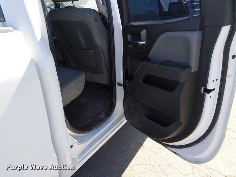 image for item EE5242 2015 Chevrolet Silverado 1500 Ext. Cab pickup truck