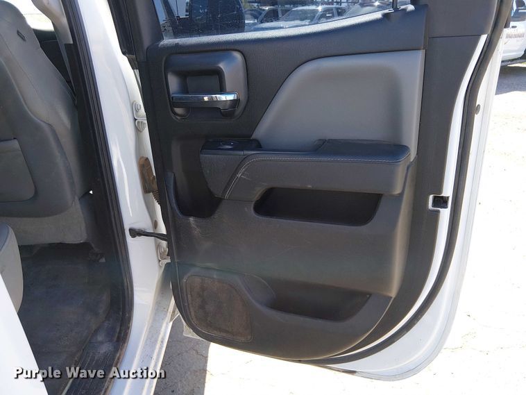 image for item EE5242 2015 Chevrolet Silverado 1500 Ext. Cab pickup truck