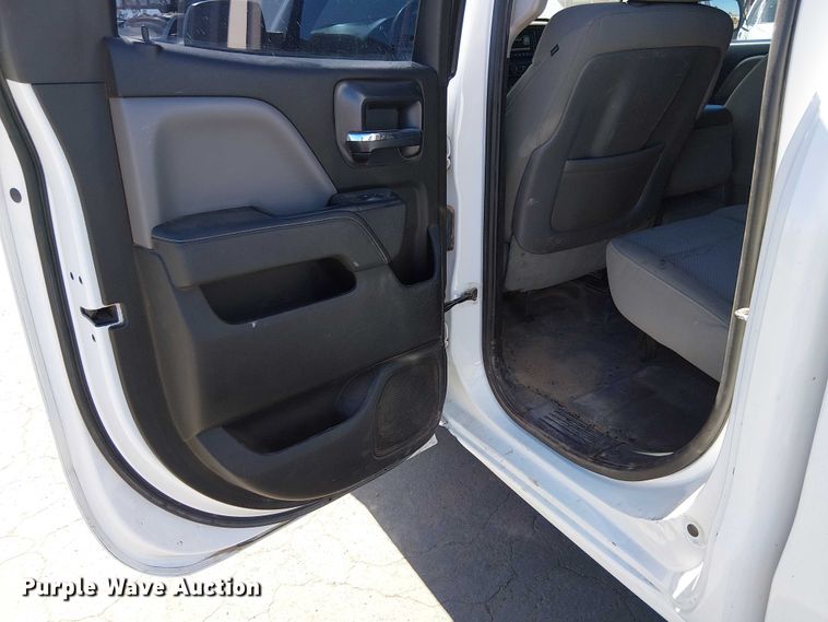 image for item EE5242 2015 Chevrolet Silverado 1500 Ext. Cab pickup truck